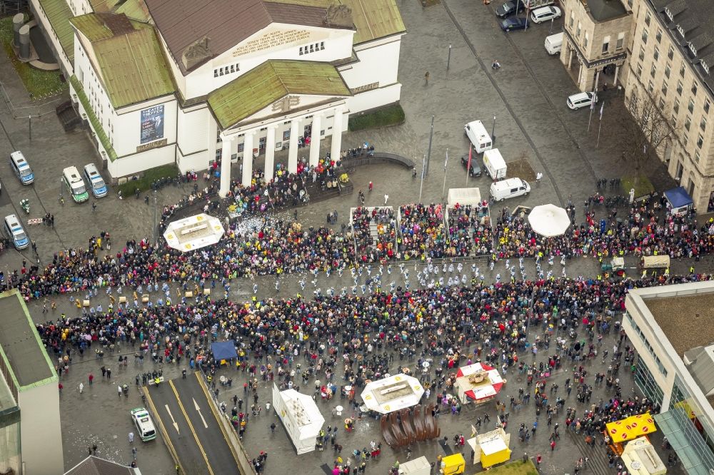 Aerial image Düsseldorf - View of a carnival procession in Duisburg in the state Northrhein-Westphalia