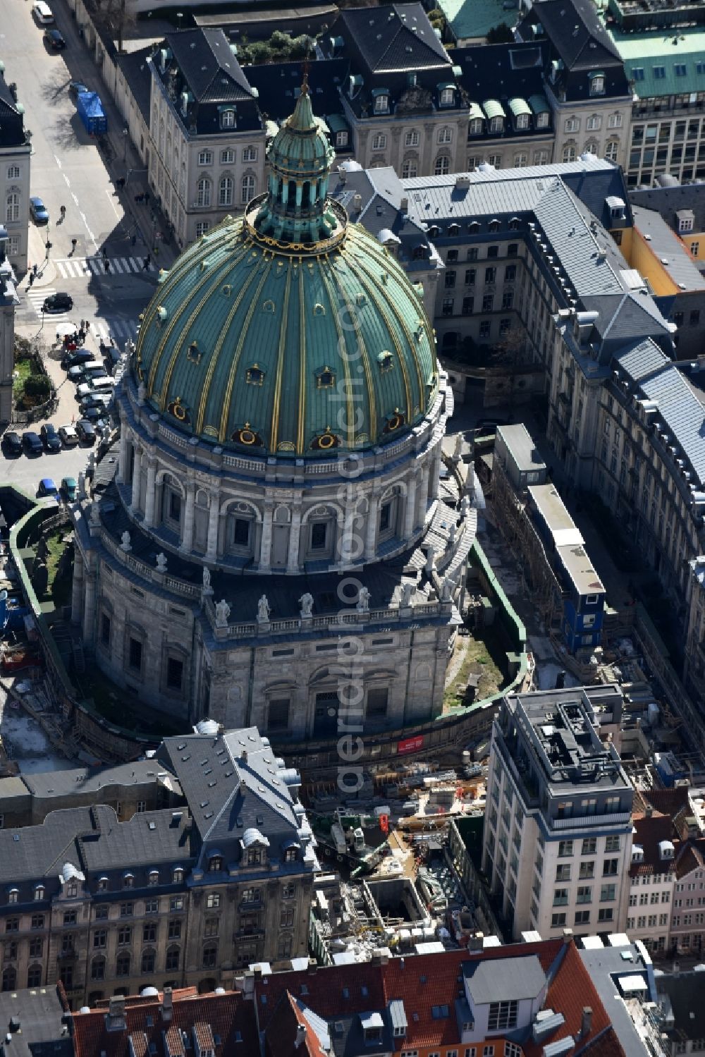 Aerial photograph Kopenhagen - Church building of the cathedral of Frederiks Kirke on Frederiksgade in Copenhagen in Region Hovedstaden, Denmark