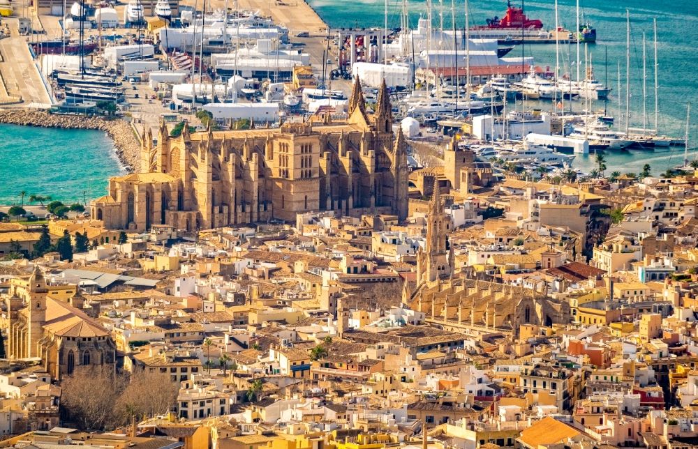 Palma from above - Church building of the cathedral of on Placa de la Seu in center of Palma in Balearic island of Mallorca, Spain