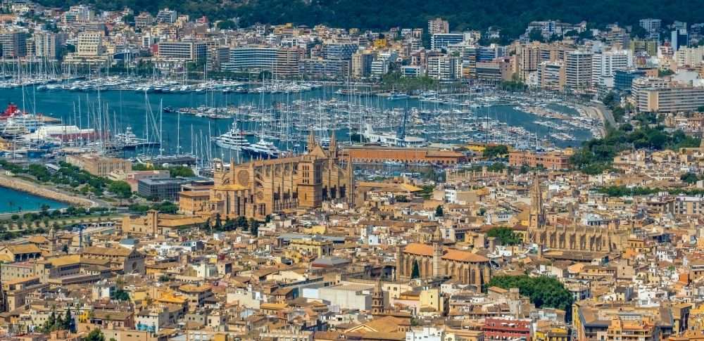 Palma from above - Church building of the cathedral of on Placa de la Seu in center of Palma in Balearic island of Mallorca, Spain