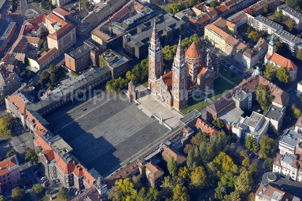 Szeged from above - Church building of the cathedral Szegedi DA?m in Szeged in Csongrad, Hungary