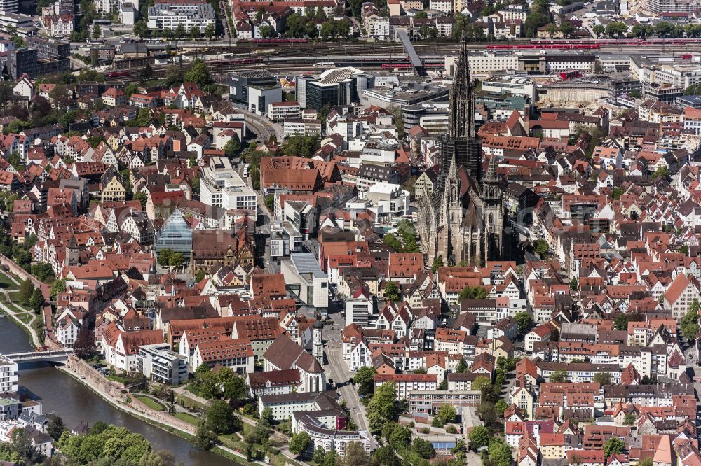 Ulm from above - Church building of the cathedral on place Muensterplatz of Ulmer Muenster on place Muensterplatz in Ulm in the state Baden-Wurttemberg, Germany
