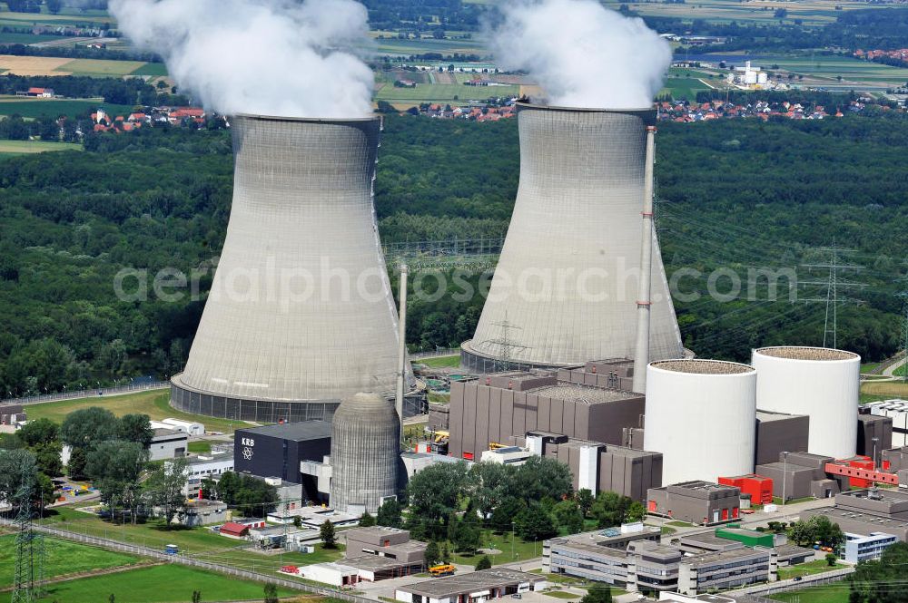 Aerial photograph Gundremmingen - Kernkraftwerk KKW / Atomkraftwerk AKW Gundremmingen KGG bzw. KRB an der Donau in Bayern. Betreiber ist die Kernkraftwerk Gundremmingen GmbH (KGG). Nuclear power station NPS / atomic plant Gundremmingen at the Donau river in Bavaria.