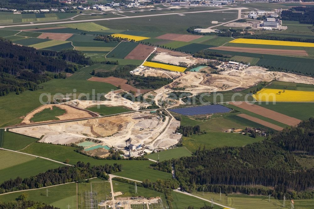 Aerial photograph Gauting - Site and tailings area of the gravel mining Kieswerk Unterbrunn Balthasar Trinkl KG in Gauting in the state Bavaria, Germany