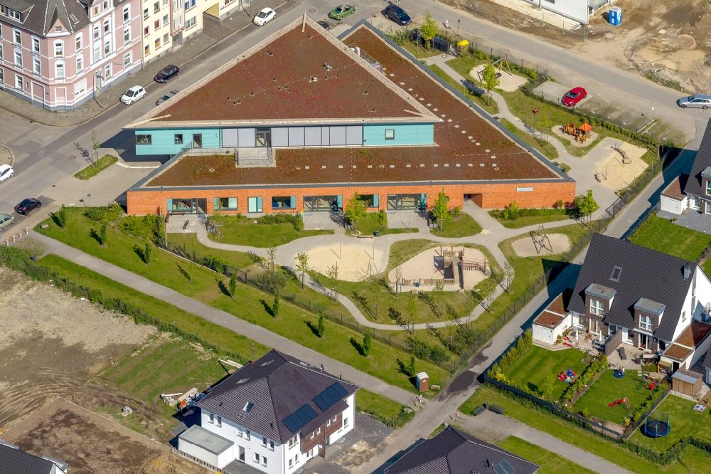 Aerial photograph Gelsenkirchen - View of the day-care centre Rheinische Strasse in Gelsenkirchen in the state of North Rhine-Westphalia