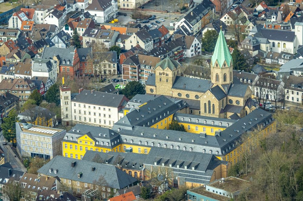Aerial image Essen - Church building Basilika St. Ludgerus on Brueckstrasse in Essen in the Ruhr area in the state North Rhine-Westphalia, Germany