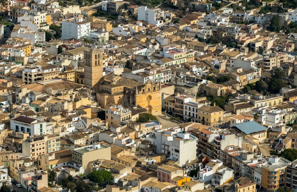 Felanitx from the bird's eye view: Church building in ParrA?quia de Sant Miquel Old Town- center of downtown in Felanitx in Balearische Insel Mallorca, Spain