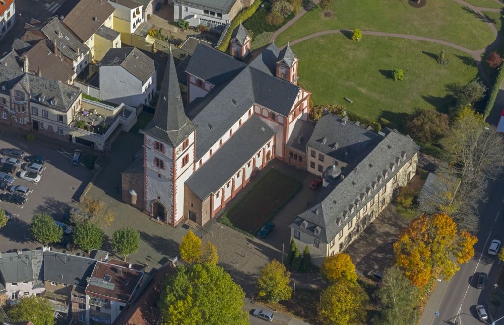 Mettlach from the bird's eye view: Church of St. Peter-a three-aisled late Romanesque basilica in Mettlach in Saarland