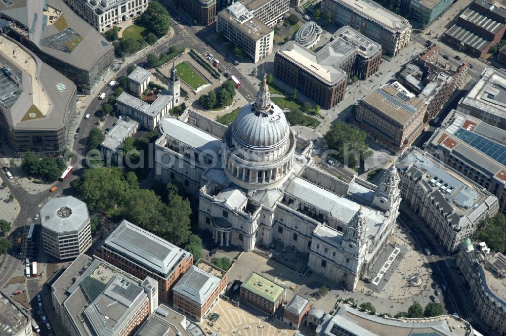 London from the bird's eye view: View of the St Paul's Cathedral in the city borough of City of London. The world-famous church building is the headquarters of the London diocese of the Anglican Church. The St. Paul's Cathedral is one of the largest cathedrals in the world, it is also regarded as the most famous church in the British capital