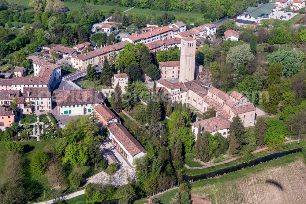 Aerial photograph Sesto Al Reghena - Church building of the cathedral of Abbazia di Santa Maria in Silvis in Sesto Al Reghena in Friuli-Venezia Giulia, Italy