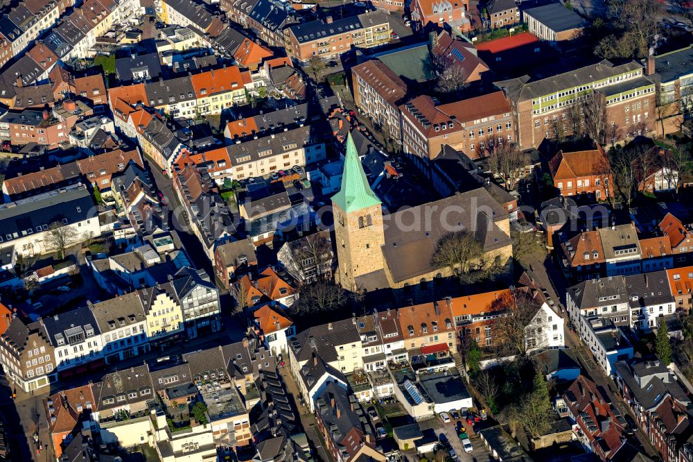 Dorsten from above - Church building St. Agatha on Markt in Dorsten in the state North Rhine-Westphalia, Germany