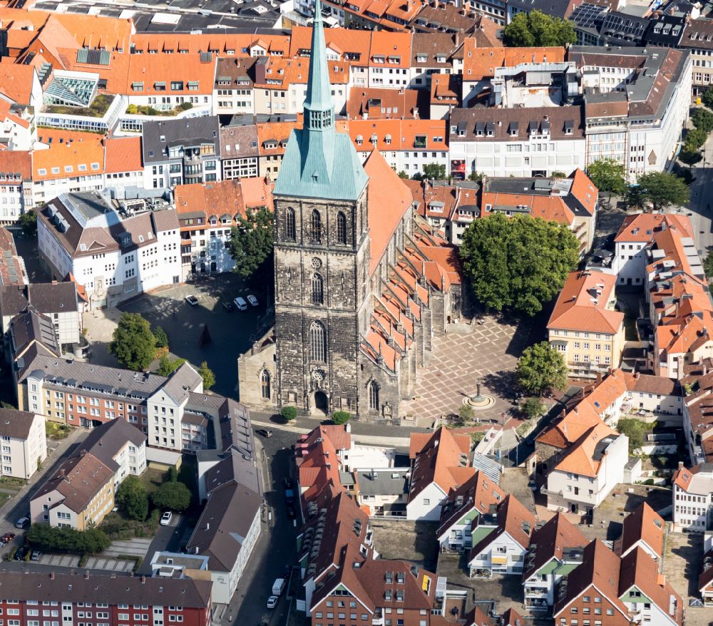 Aerial photograph Hildesheim - Church building in St. Andreas Old Town- center of downtown in Hildesheim in the state Lower Saxony, Germany