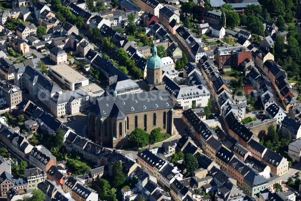 Aerial photograph Annaberg-Buchholz - Church building in St. Annenkirche on Grosse Kirchgasse Old Town- center of downtown in the district Frohnau in Annaberg-Buchholz in the state Saxony, Germany