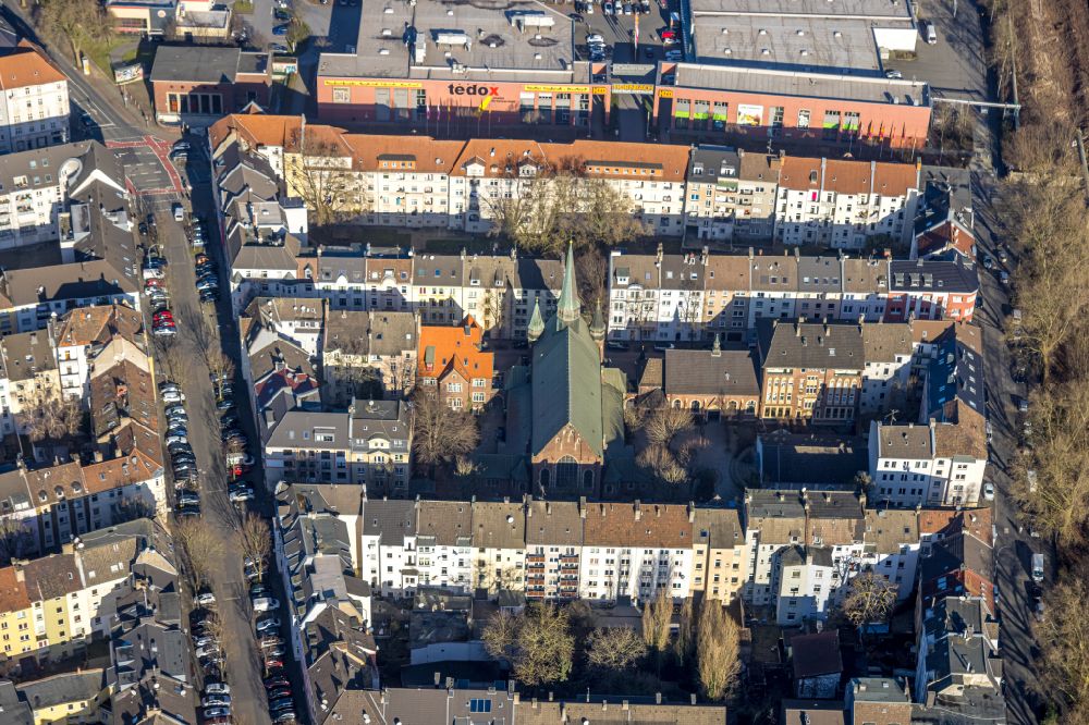 Aerial image Dortmund - Church building St. Antonius on street Holsteiner Strasse in the district Nordmarkt-Suedost in Dortmund at Ruhrgebiet in the state North Rhine-Westphalia, Germany