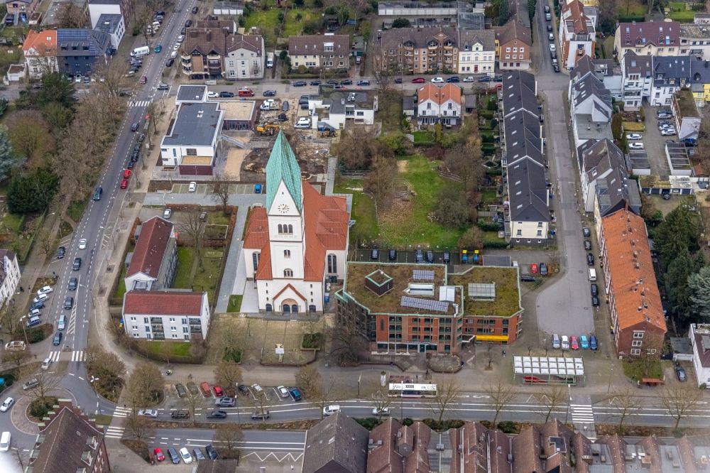Aerial photograph Gladbeck - at the church building Christus Kirche in Gladbeck in the state North Rhine-Westphalia, Germany