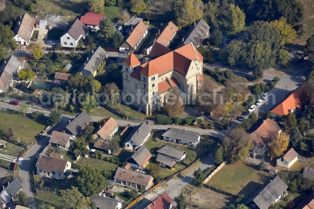 Aerial photograph Ocsa - Church building A?csai Reformatus templom in Ocsa in Komitat Pest, Hungary