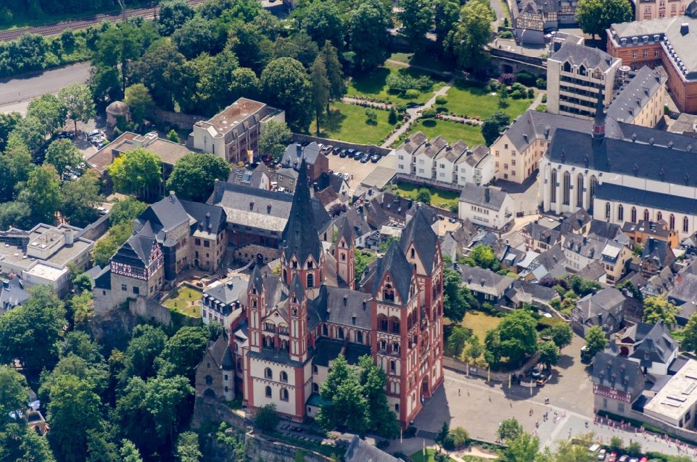 Limburg an der Lahn from the bird's eye view: Church building of the cathedral of of Dom in Limburg an der Lahn in the state Hesse, Germany