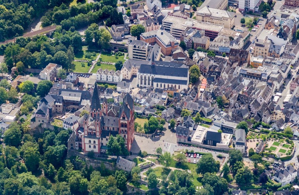 Aerial image Limburg an der Lahn - Church building of the cathedral of of Dom in Limburg an der Lahn in the state Hesse, Germany