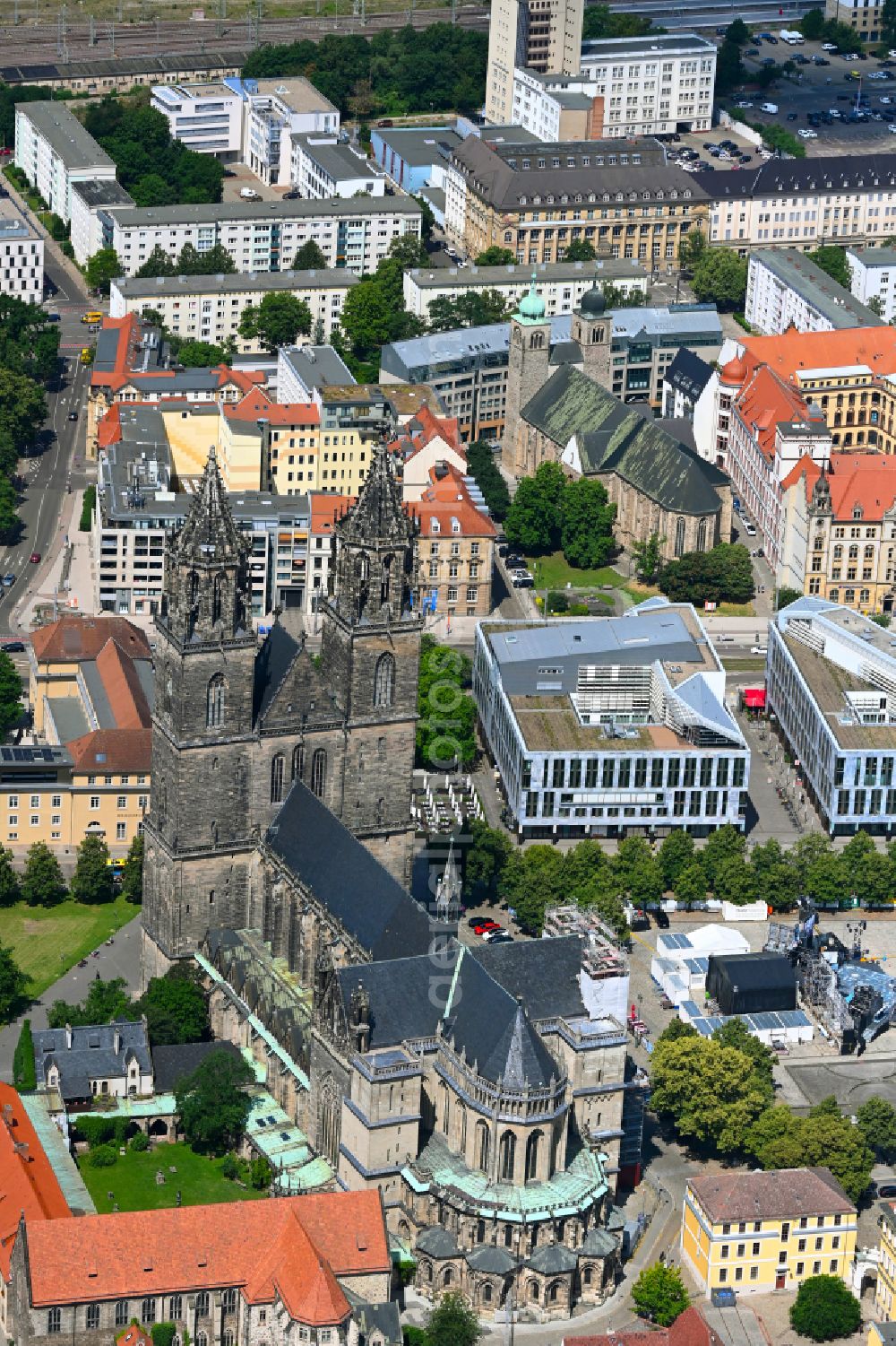 Aerial photograph Magdeburg - Church building of the cathedral in the district Altstadt in Magdeburg in the state Saxony-Anhalt