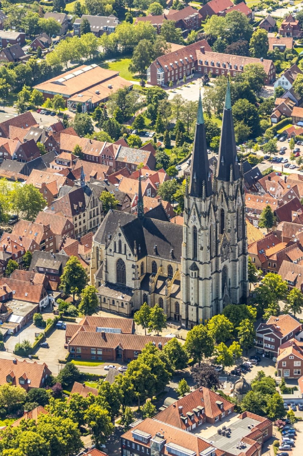 Billerbeck from above - Church building of the cathedral St. Ludgerus on Domgasse in the old town in Billerbeck in the state North Rhine-Westphalia, Germany