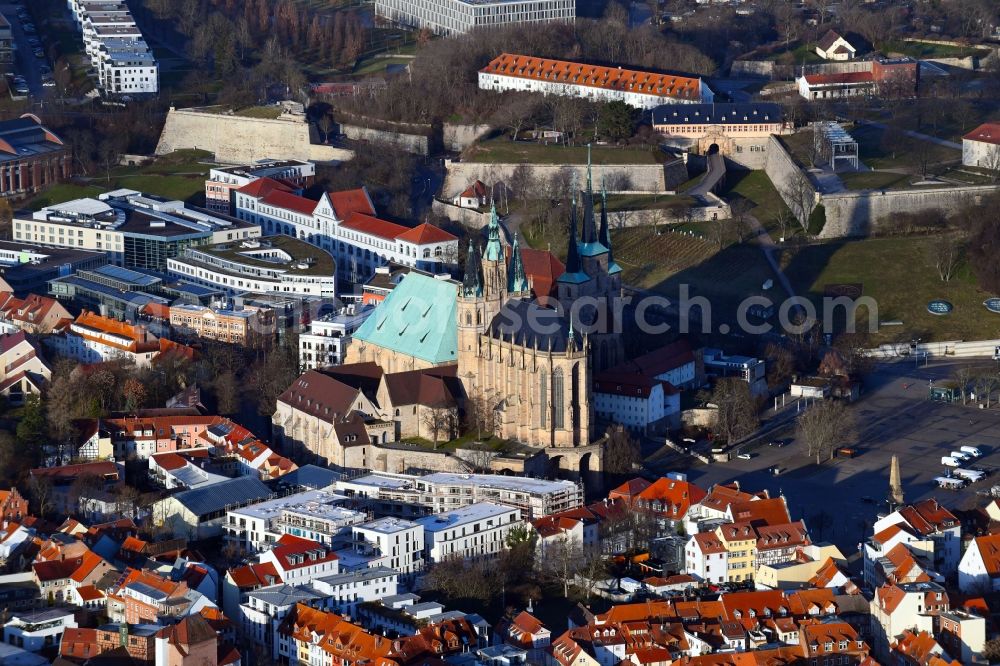 Aerial photograph Erfurt - Church building of the cathedral in the old town in Erfurt in the state Thuringia, Germany