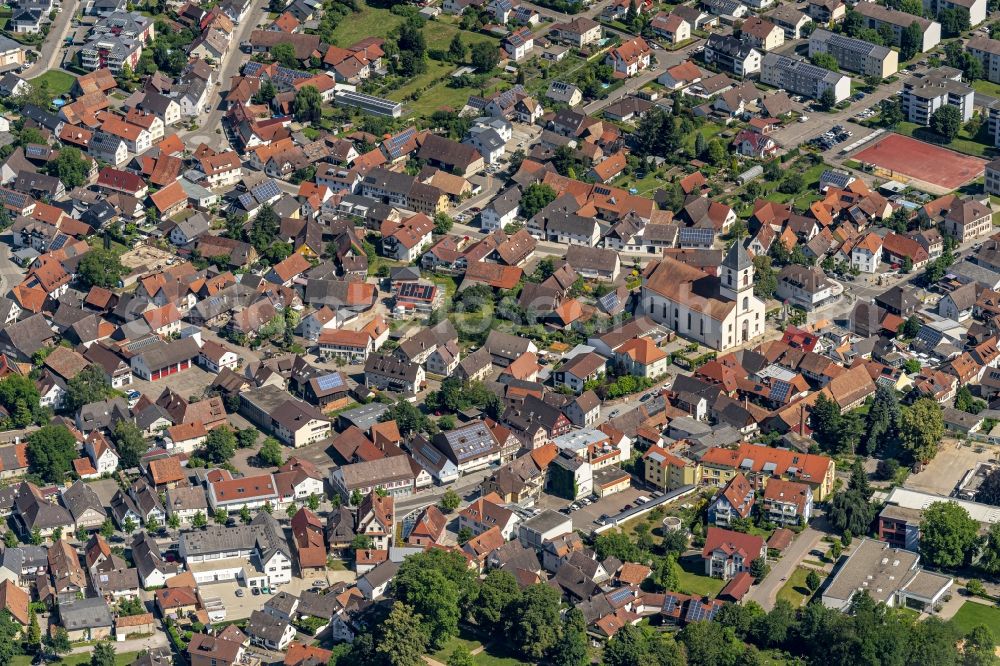 Renchen from the bird's eye view: Church building in the village of in Renchen in the state Baden-Wuerttemberg, Germany