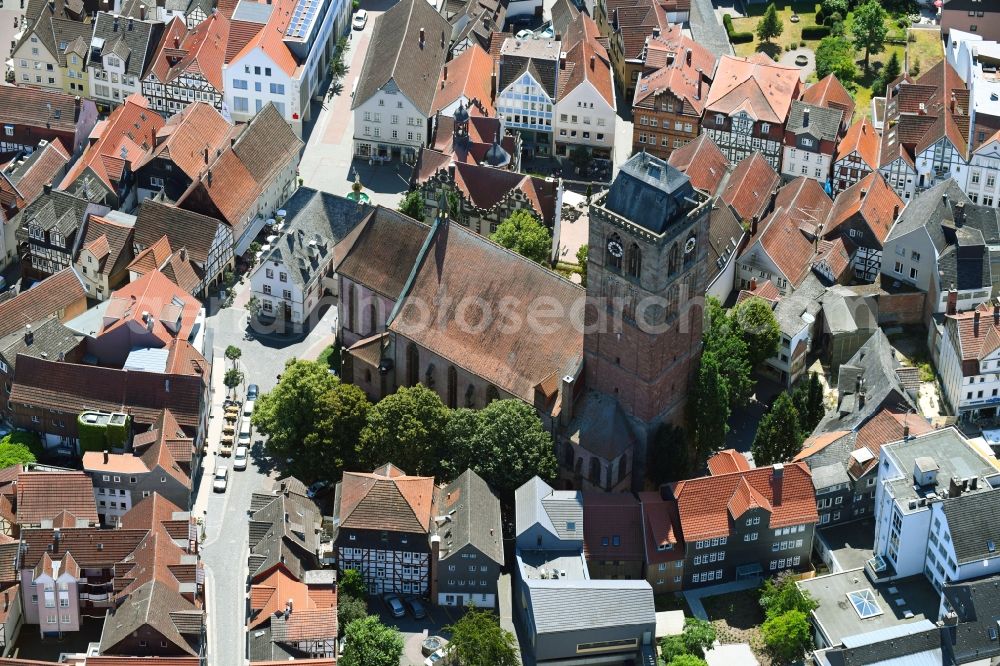 Aerial photograph Bad Hersfeld - Church building of the Protestant city church in the old town centre of the city centre in Bad Hersfeld in the federal state of Hesse, Germany