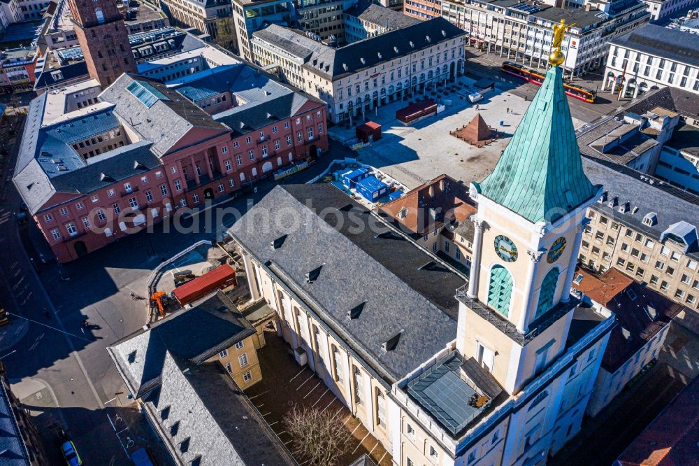 Aerial photograph Karlsruhe - Church building in Evangelische Stadtkirche Old Town- center of downtown in the district Innenstadt in Karlsruhe in the state Baden-Wurttemberg, Germany