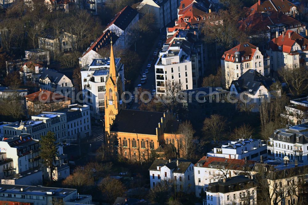 Leipzig from the bird's eye view: Church building Friedenskirche on place Kirchplatz in the district Gohlis in Leipzig in the state Saxony, Germany