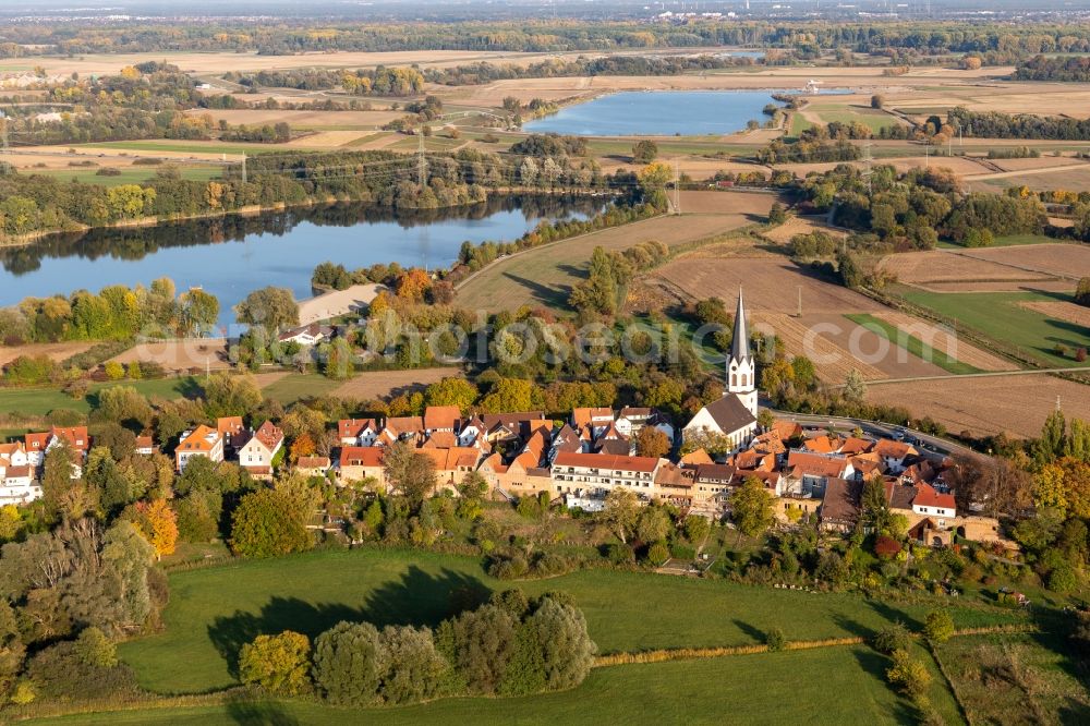 Aerial photograph Jockgrim - Church building in Am Hinterstaedtl Old Town- center of downtown in Jockgrim in the state Rhineland-Palatinate
