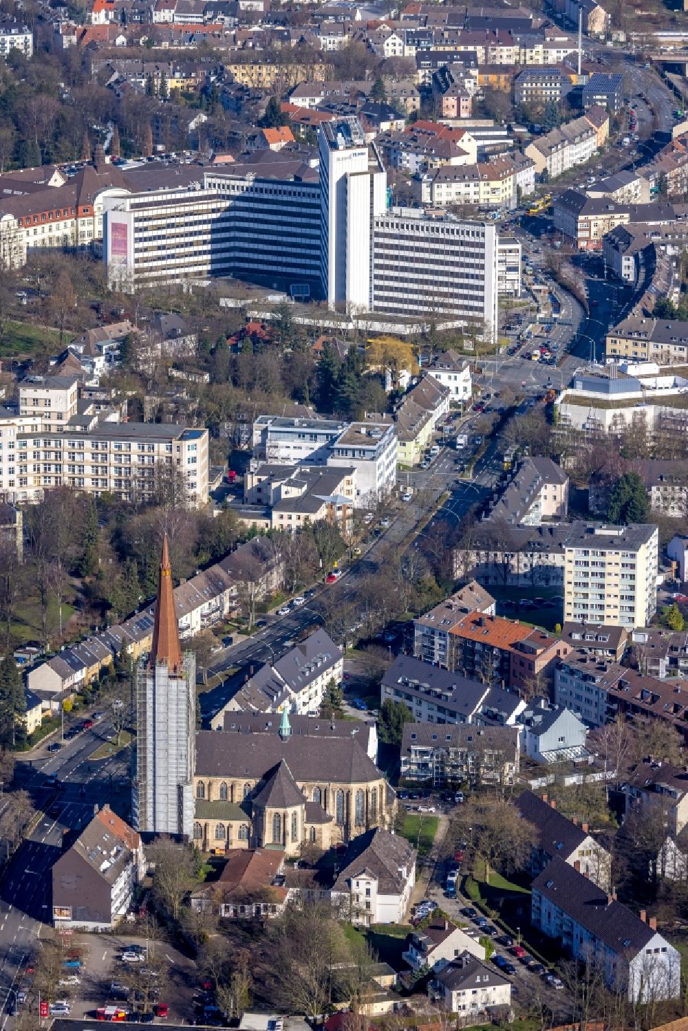 Aerial image Essen - Church building St. Hubertus on Toepferstrasse in Essen in the Ruhr area in the state North Rhine-Westphalia, Germany