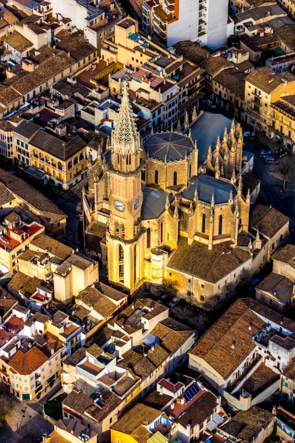 Manacor from the bird's eye view: Church building of the cathedral in the old town in Manacor in Balearische Insel Mallorca, Spain