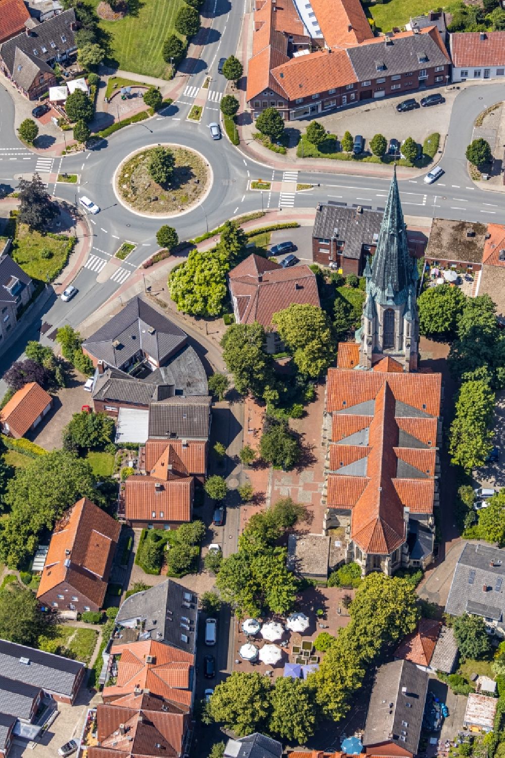 Aerial photograph Altenberge - Church building St. Johannes Baptist in Altenberge in the state North Rhine-Westphalia, Germany
