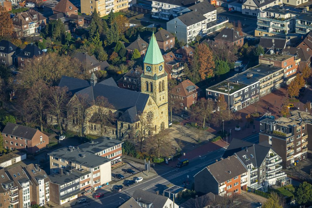 Kirchhellen from the bird's eye view: Church building St. Johannes of Taeufer on street Hauptstrasse in Kirchhellen at Ruhrgebiet in the state North Rhine-Westphalia, Germany