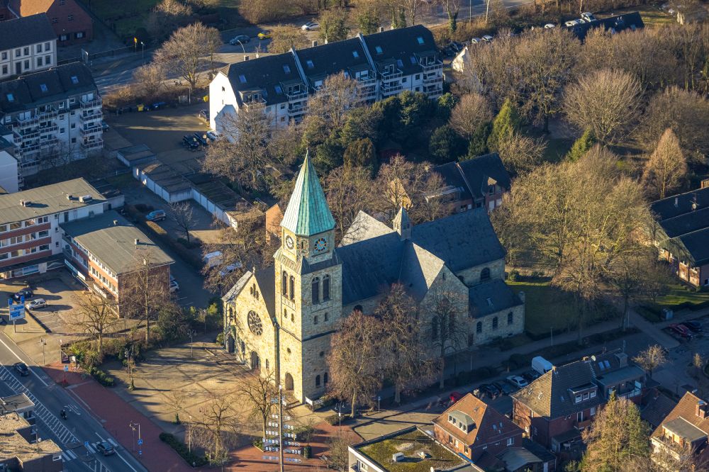 Kirchhellen from the bird's eye view: Church building St. Johannes of Taeufer on street Hauptstrasse in Kirchhellen at Ruhrgebiet in the state North Rhine-Westphalia, Germany