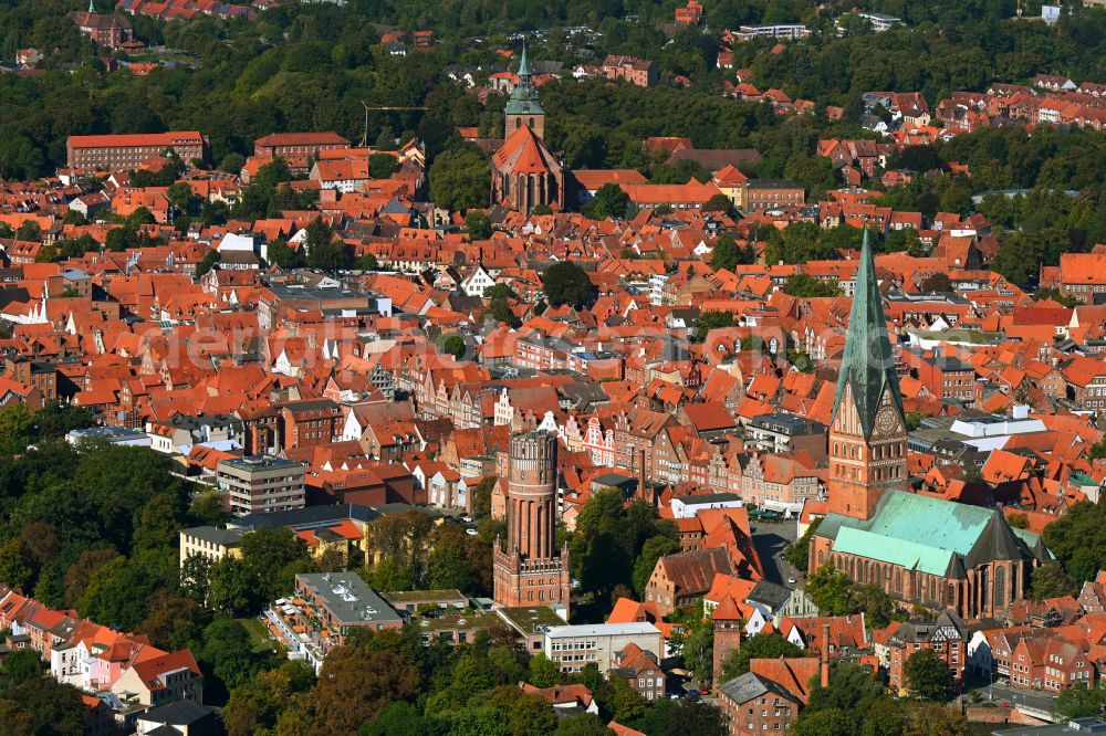 Aerial image Lüneburg - Church building of the St. Johanniskirche in the old town in Lueneburg in the state Lower Saxony, Germany