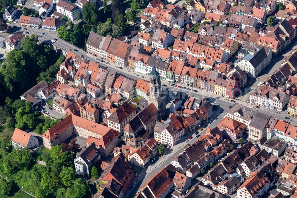 Aerial photograph Rottweil - Church building of Kapellenkirche in Old Town- center of downtown in Rottweil in the state Baden-Wurttemberg, Germany