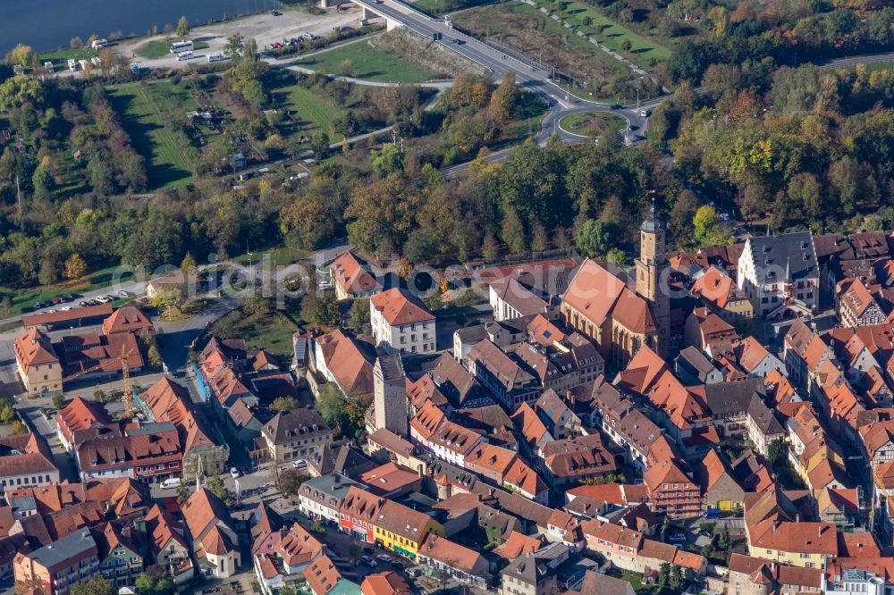 Volkach from the bird's eye view: Church building Kath. Kirche St. Bartholomaeus in Volkach in the state Bavaria, Germany