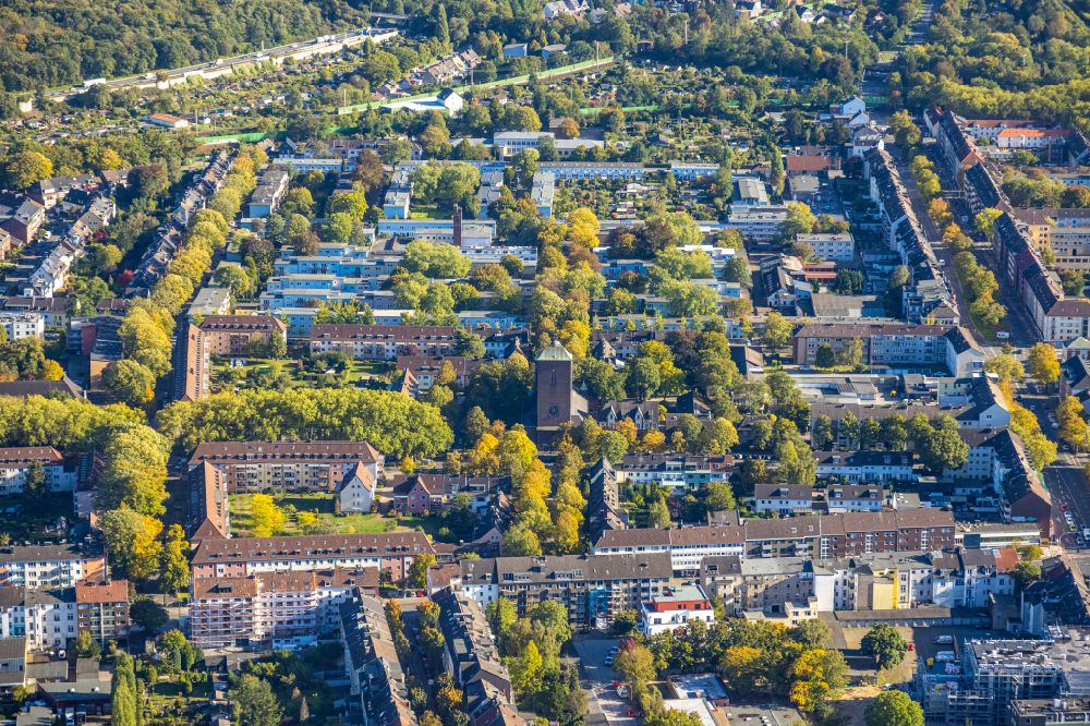 Aerial image Duisburg - Church building of Kath. Kirche St. Gabriel on street Gneisenaustrasse in the district Neudorf-Sued in Duisburg at Ruhrgebiet in the state North Rhine-Westphalia, Germany