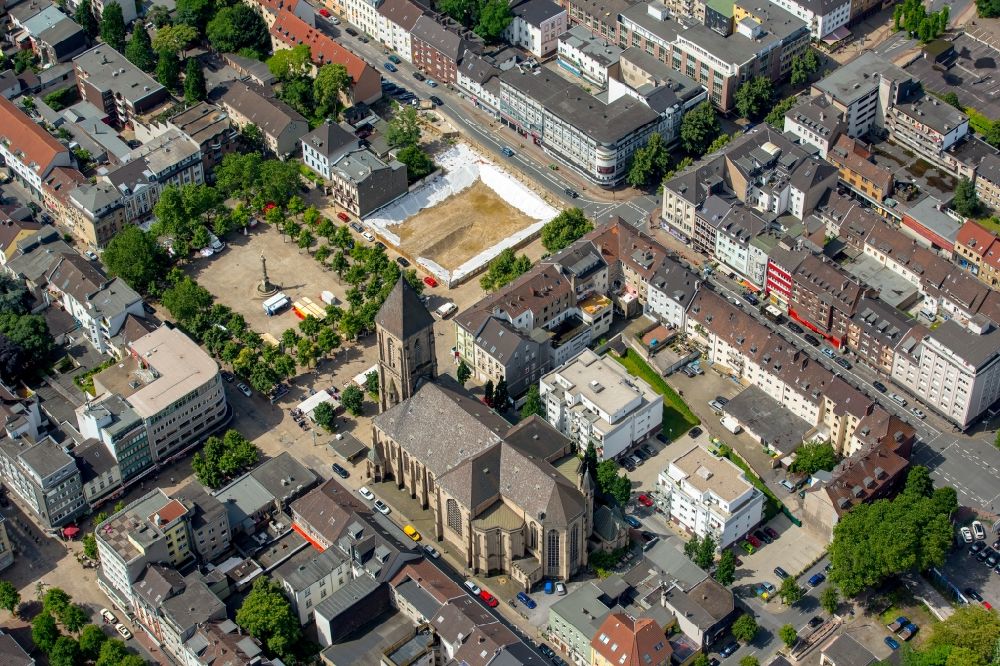 Oberhausen from above - Church building of the Catholic Church of the Sacred Heart in Altstadt- center at the Old Market in Oberhausen in North Rhine-Westphalia
