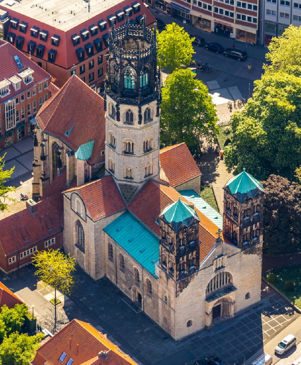 Münster from above - Church building katholischen Kirche St. Ludgeri in Muenster in the state North Rhine-Westphalia