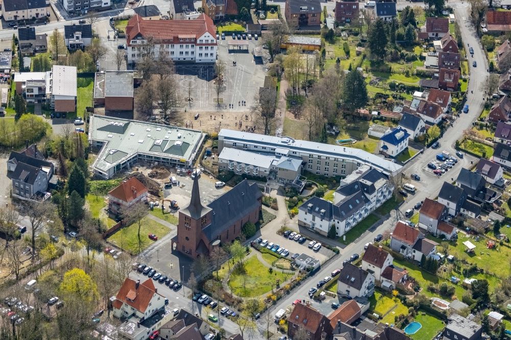 Hamm from the bird's eye view: Church building and elderly care center of Saint Josef in the Herringen part in Hamm at Ruhrgebiet in the state of North Rhine-Westphalia