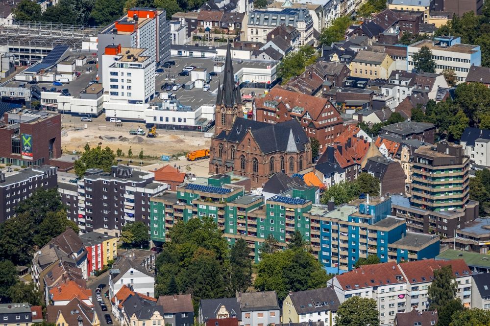 Aerial photograph Herne - Church building of Kreuzkirche on Harannistrasse in Herne in the state North Rhine-Westphalia, Germany