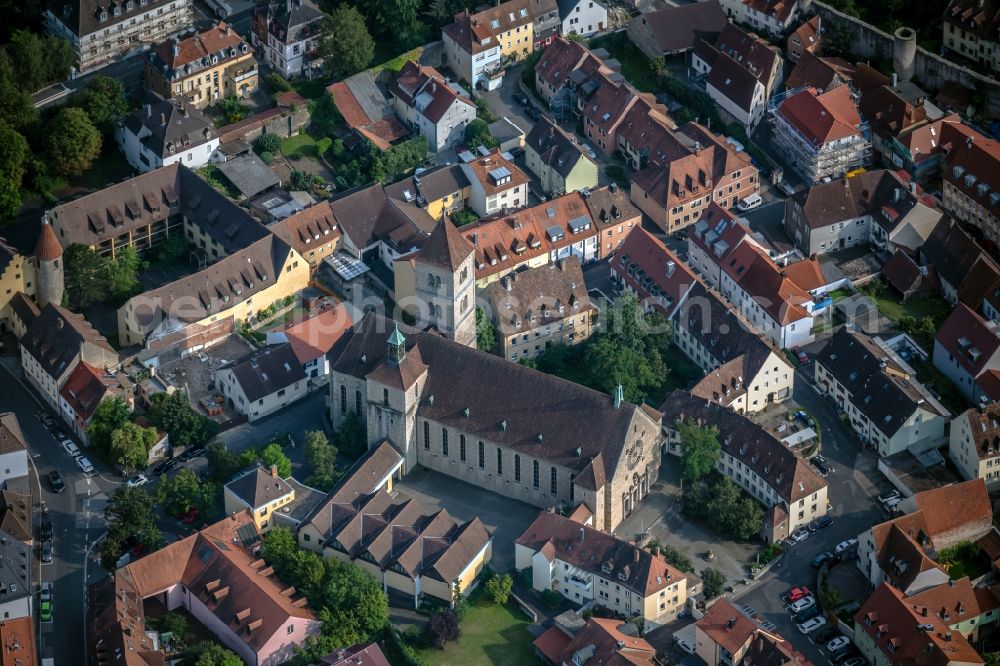 Aerial image Würzburg - Church building in of St. Laurentius Kirche on Fuchsgasse Old Town- center of downtown in the district Heidingsfeld in Wuerzburg in the state Bavaria, Germany