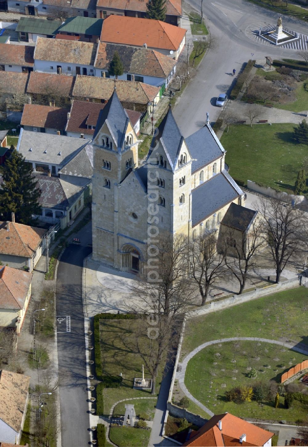 Lebeny from above - Church building Lebenyi Szent Jakab-templom in Lebeny in Gyoer-Moson-Sopron, Hungary