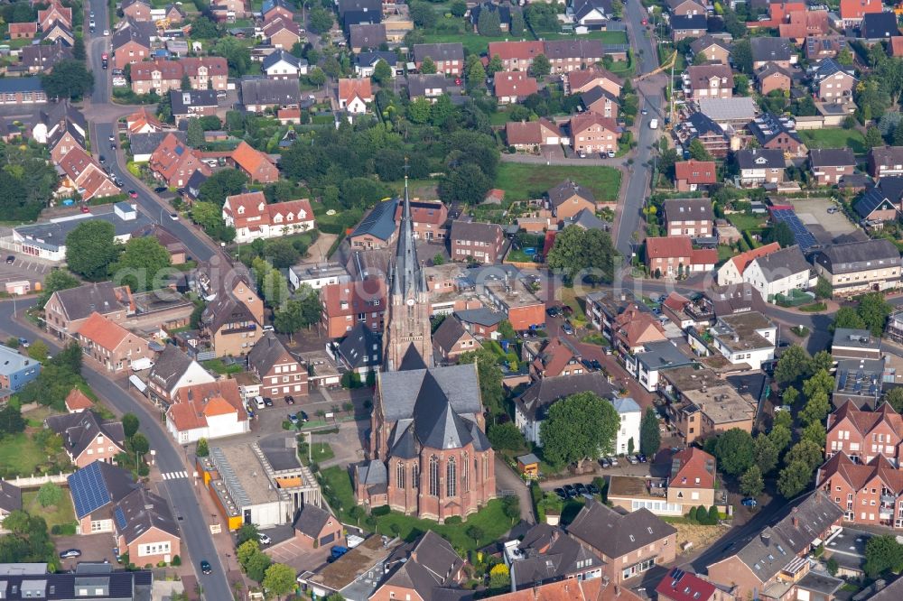 Borken from the bird's eye view: Church building St. Ludgerus Weseke in Borken in the state North Rhine-Westphalia, Germany