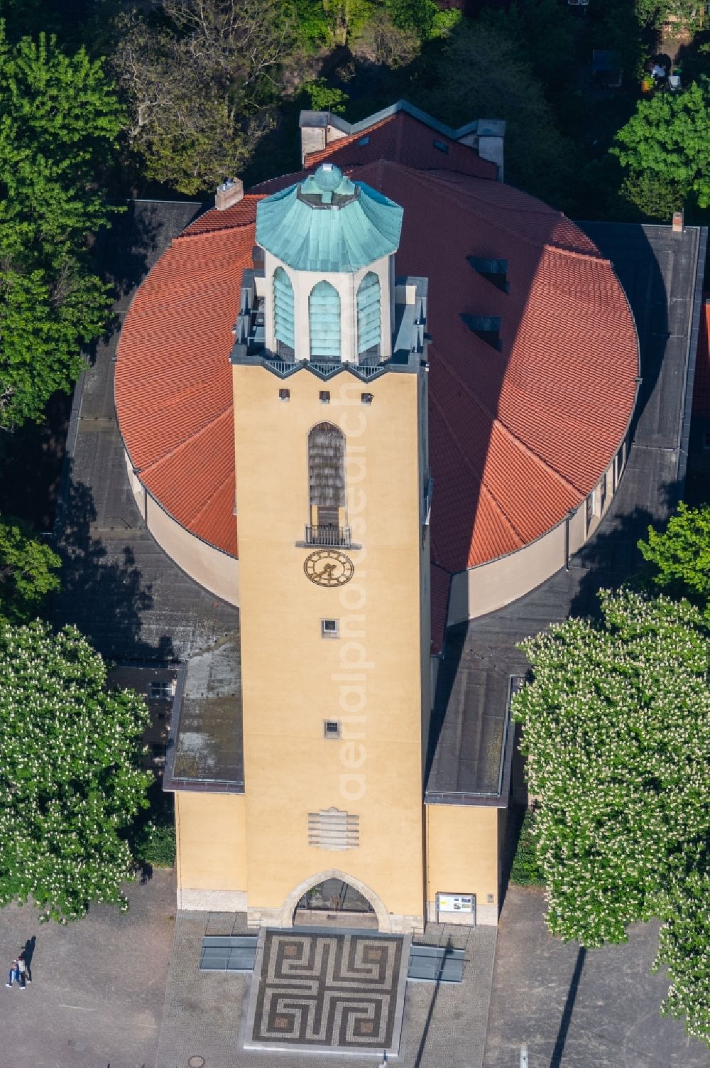 Aerial image Erfurt - Church building Lutherkirche in the district Andreasvorstadt in Erfurt in the state Thuringia, Germany