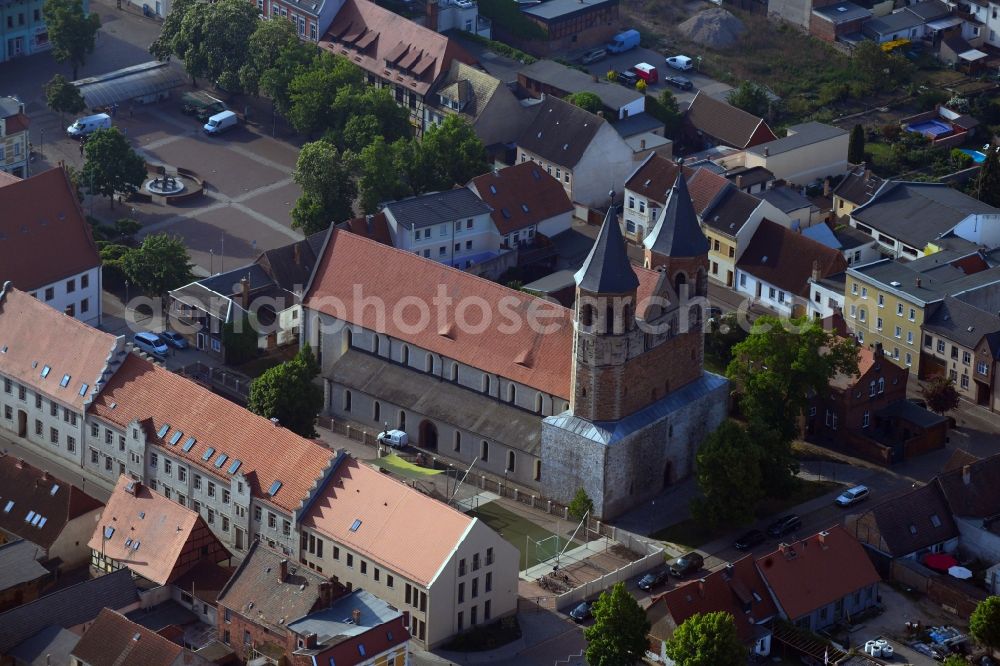 Aerial image Aken - Church building of the St. Marien church and Poststrasse in Aken in the state Saxony-Anhalt, Germany
