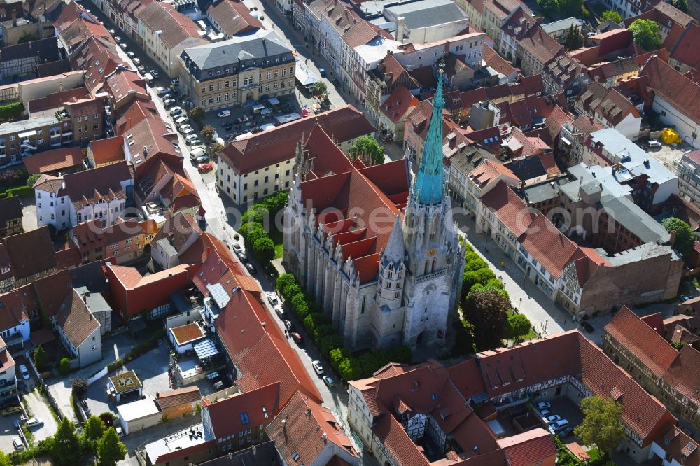 Mühlhausen from the bird's eye view: Church building in of Marienkirche Old Town- center of downtown in Muehlhausen in the state Thuringia, Germany