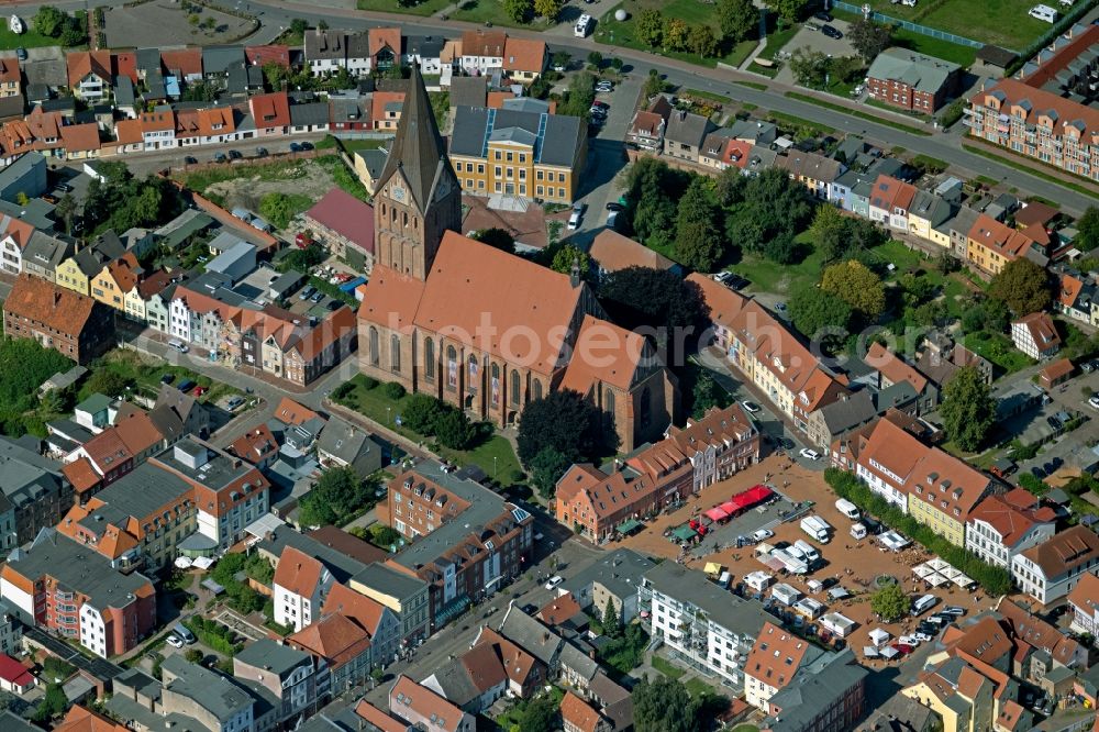 Aerial image Barth - Church building Marienkirche in Barth in the state Mecklenburg - Western Pomerania, Germany